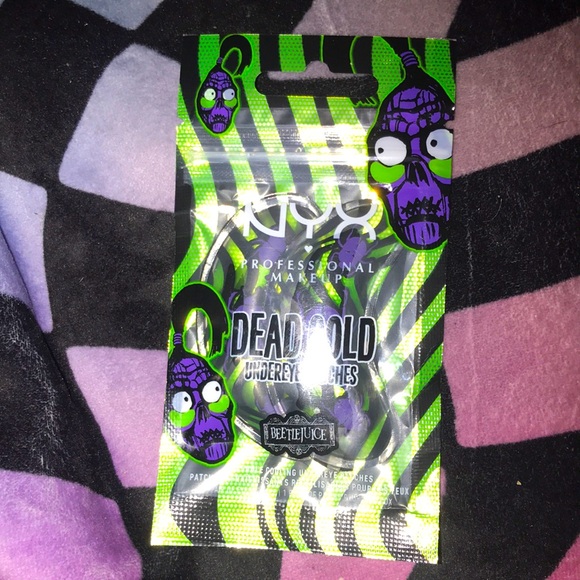 🆕Nyx Cosmetics xBeetlejuice Collection!SO!”Dead Cold”Cooling Under Eye Patches! - Picture 2 of 7